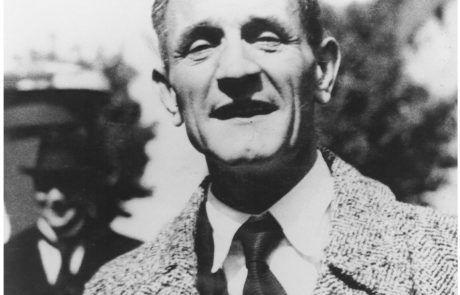 מרטין נימלר , מפקד הצוללת במלחמת העולם הראשונה,  שהפך לאחד ממתנגדי הנאצים