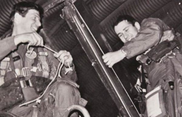 סיפור חייו של הטייס אבי ברבר : "ארבעה ימים אחרי החזרה מהשבי כבר טסתי שוב"