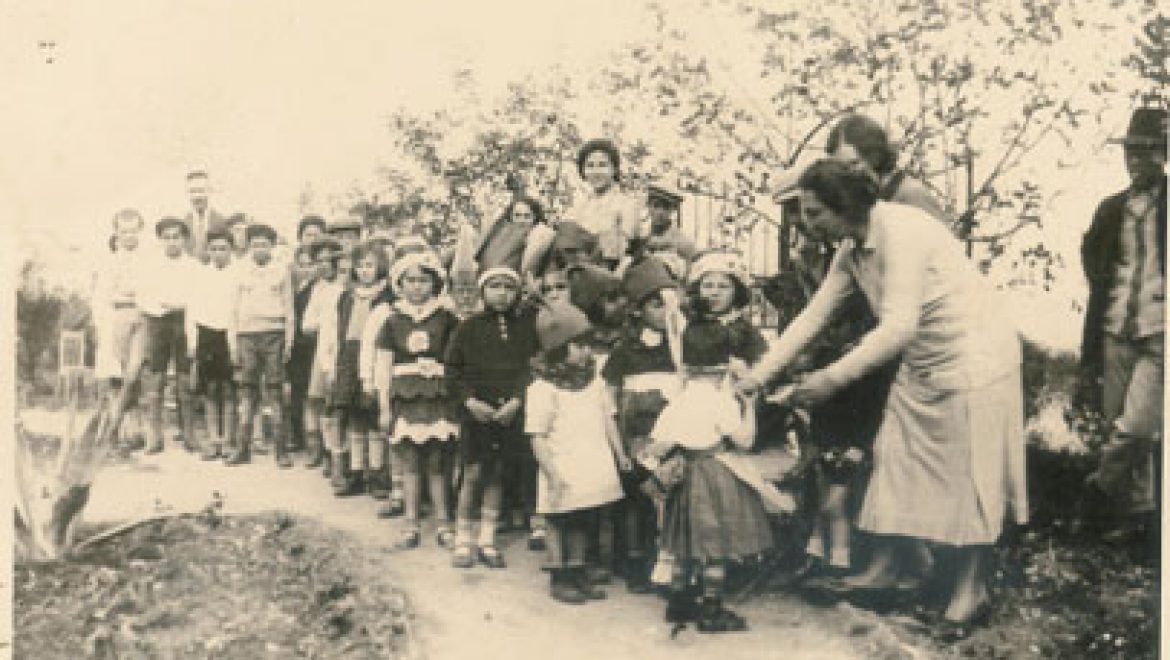 זיכרונות מבית ספר "זיכרון יוסף" – בית הספר הראשון בשכונת אחוזה.  חיפה