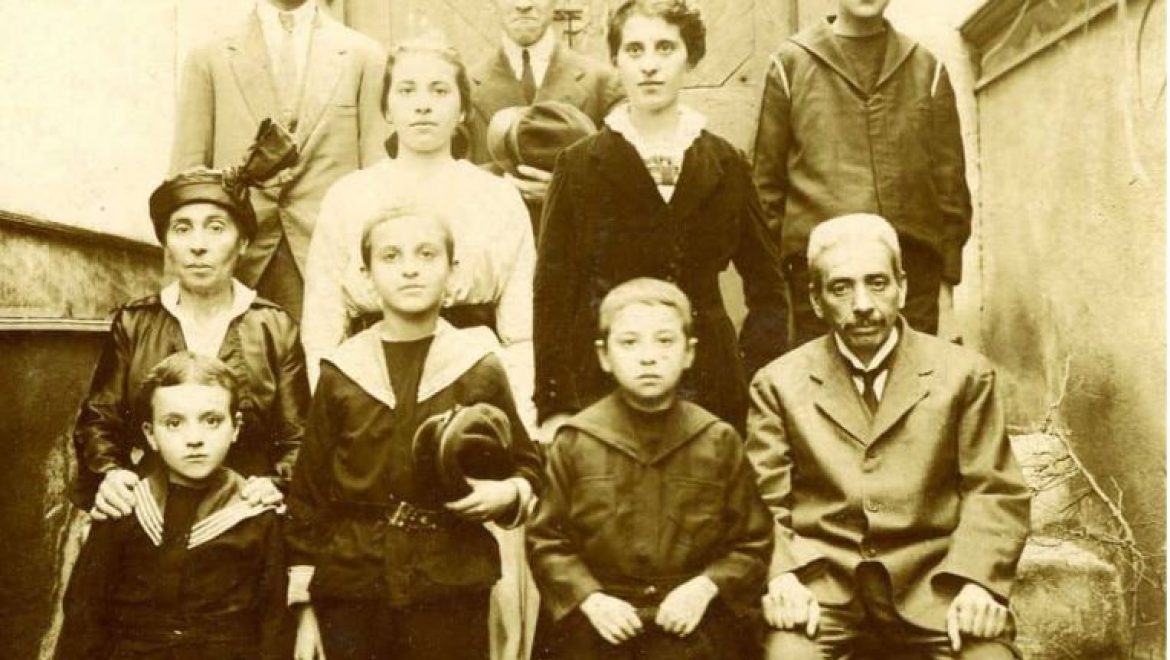 כשהדודה הפכה למכתב