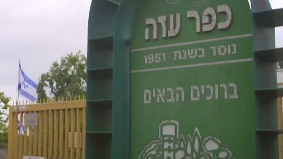 גבורתו של ישראל שומר בקיבוץ כפר עזה : לוקח סכין ויוצא להילחם על הבית